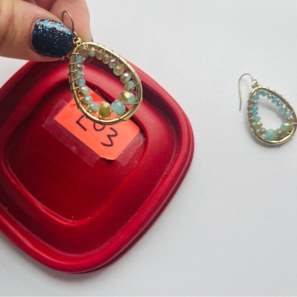 Antique-Inspired Seafoam Teardrop Dangle Earrings - Picture 5 of 5